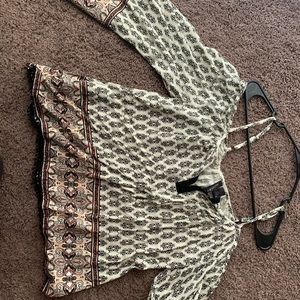 Cold shoulder boho long sleeve